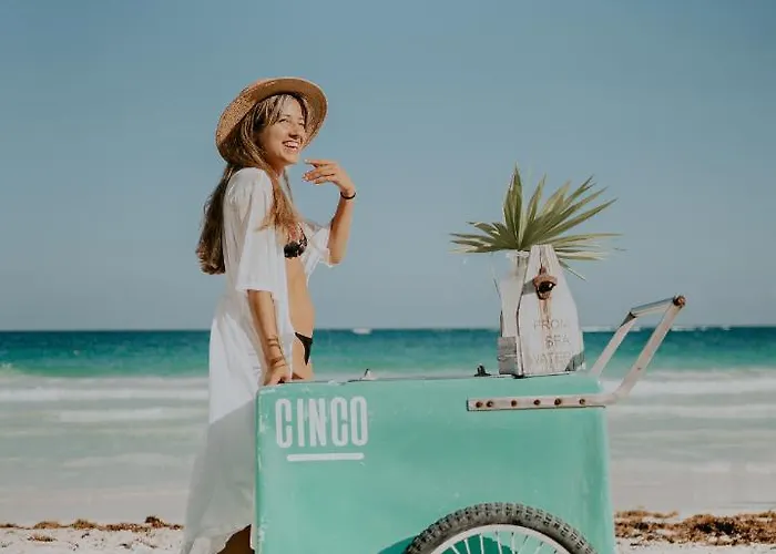 Hotel Cinco